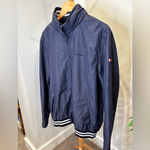 Tommy Hilfiger Bomber - Picture 1 of 4